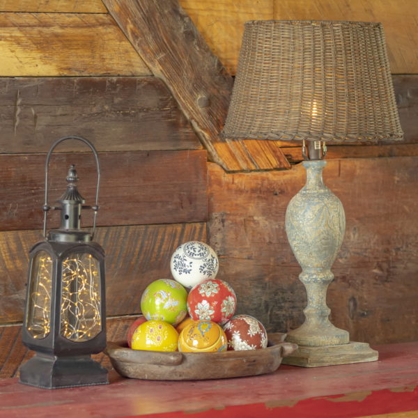 Tabletop Decor & Decorative Accents