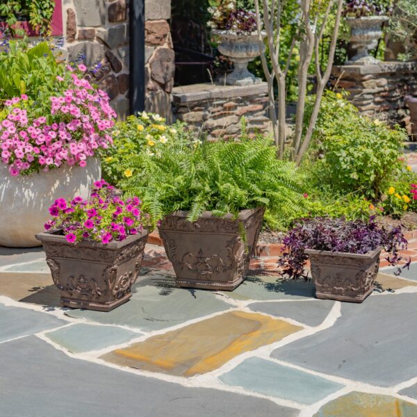 Set of 3 Magnesium Square Flower Pots in Antique Rust