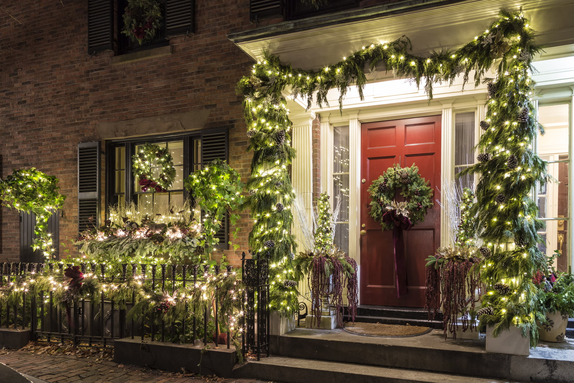 outdoor christmas decor