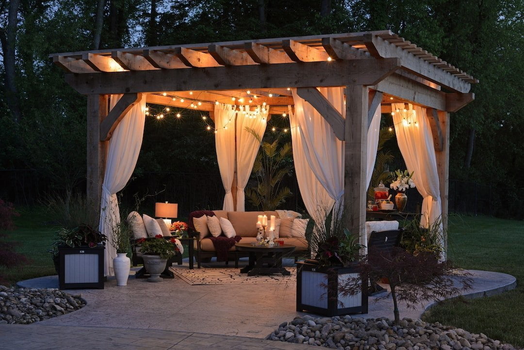 gazebo decor
