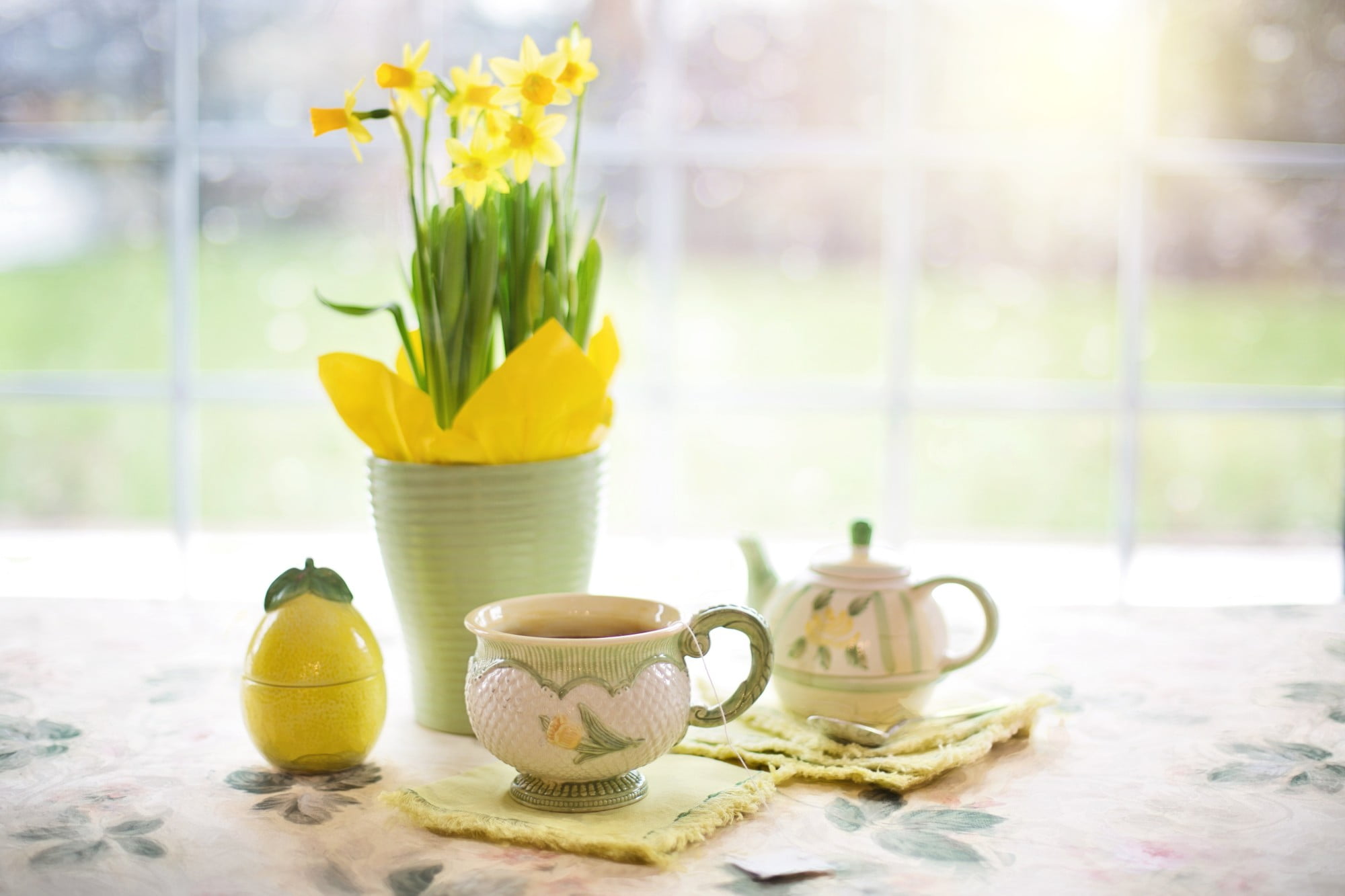 easter holiday table