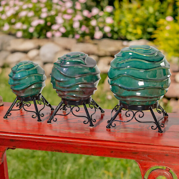 Set of 3 Assorted Ceramic Wavy Globe Gazing Balls with Stands "Edinburgh"