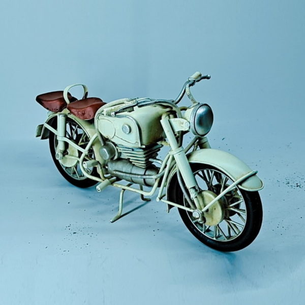 Vintage Style Iron Motorcycle Decoration