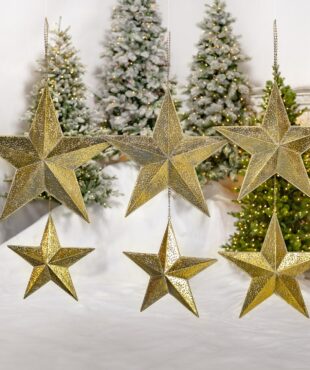 set of 6 three-dimensional five point Star hanging iron decorations in assorted sizes painted in gold