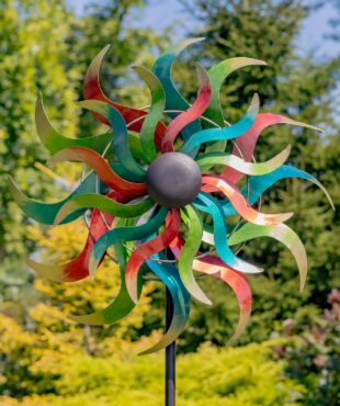 90.5 Tall Squiggly Metal Spinner Stake Stella