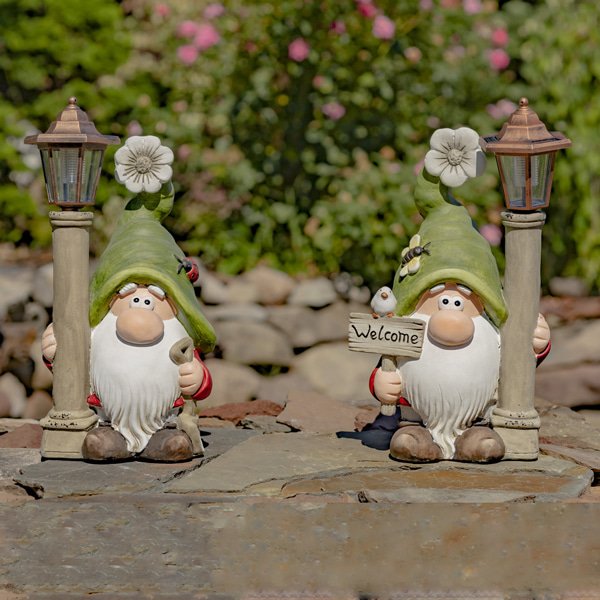 Set of 2 Garden Gnomes with Solar Lights Shortstack and Dinkle