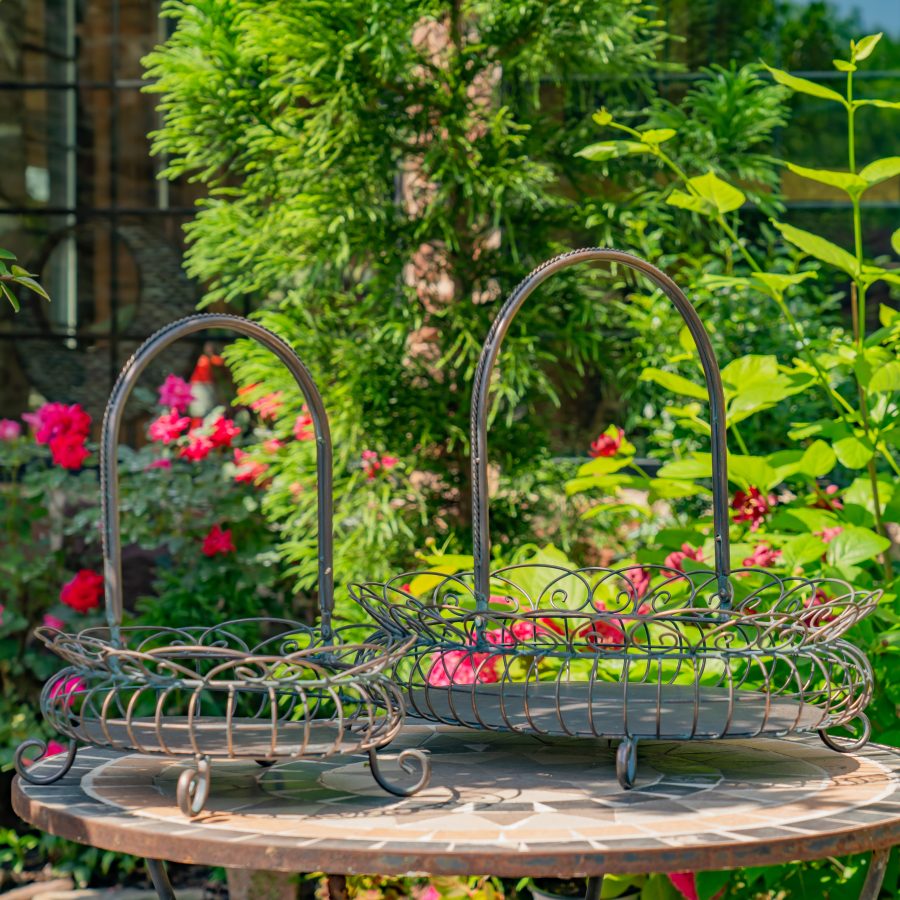 2 Freestanding Garden Baskets in Verdi Green "Stephania" - Image 3