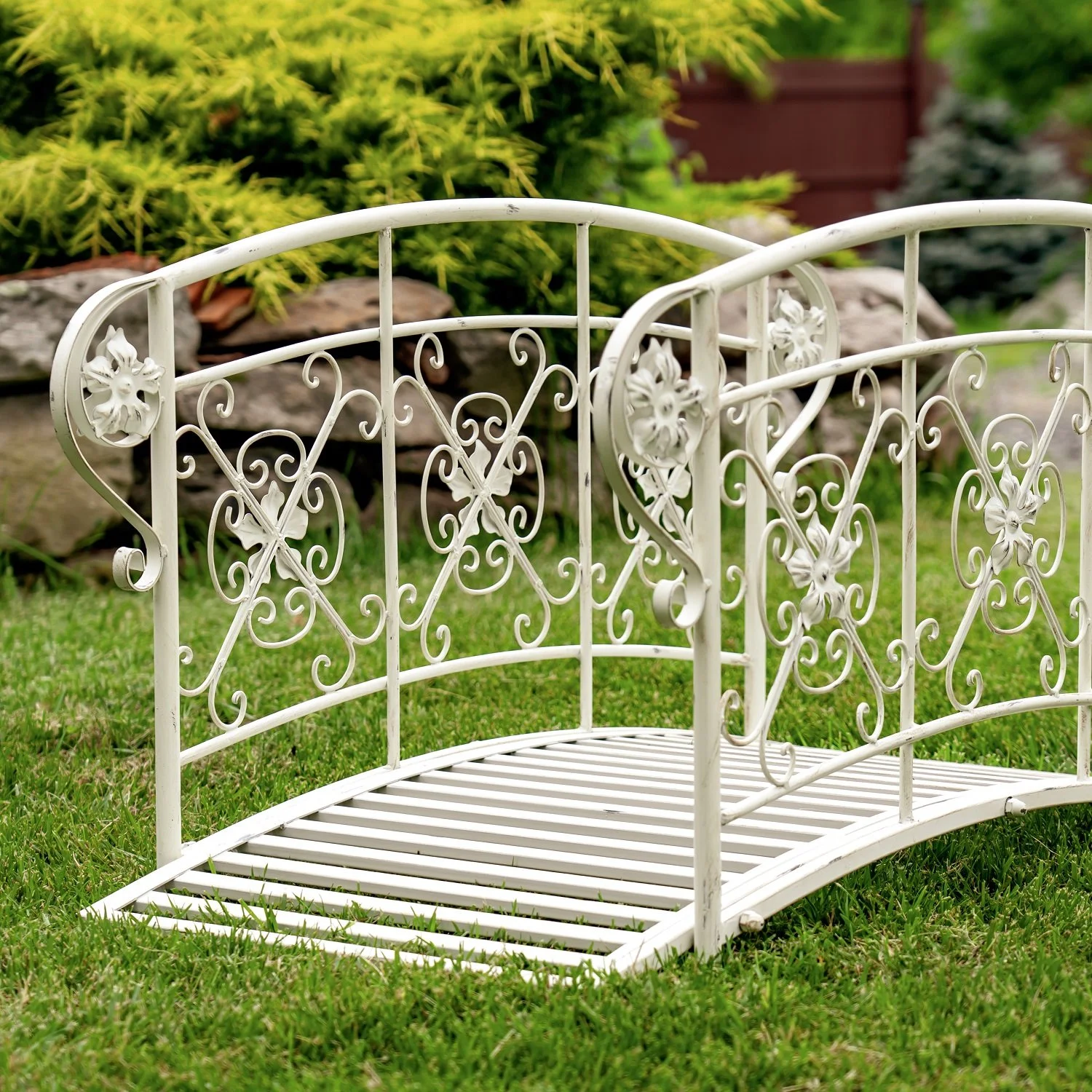 Iron bridge in antique white with embellished handle bars