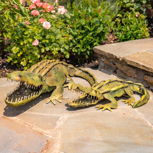 Set of 2 Assorted Decorative Metal Alligators "Cypress & Blackwater"