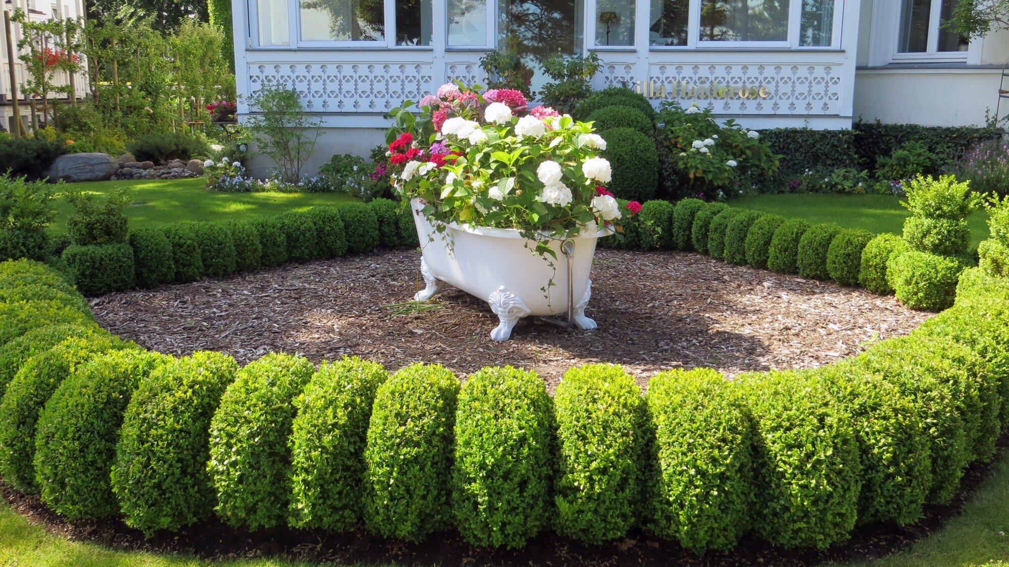 Home and Garden Decor