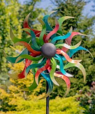 90.5 Tall Squiggly Metal Spinner Stake Stella